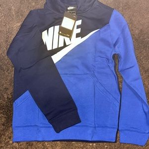 Boys size large blue Nike jacket brand new